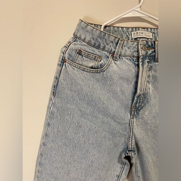 DENIM Mom Jeans🤍    - Picture 3 of 4